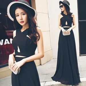 Sennyo - Cutout Sleeveless Maxi Dress